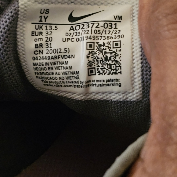 Gray and Black Athletic Sneakers with Red Accents - Picture 7 of 8